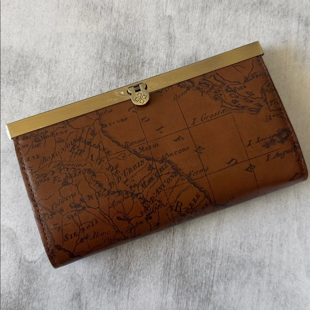 PATRICIA NASH Leather Cauchy Framed Wallet Push Lock Closure Signature Map Print